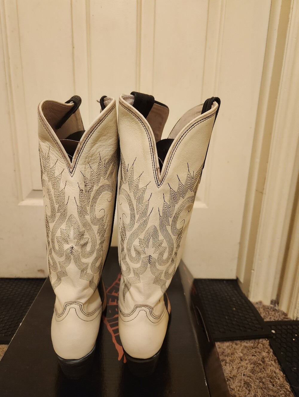 Freebird Woodland Boot Black and White Sz 9 - Picture 5 of 9